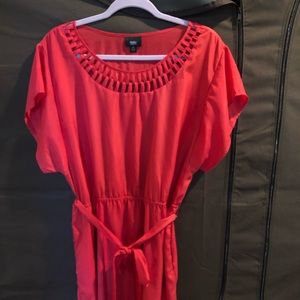 Mossino plus size springtime coral dress!